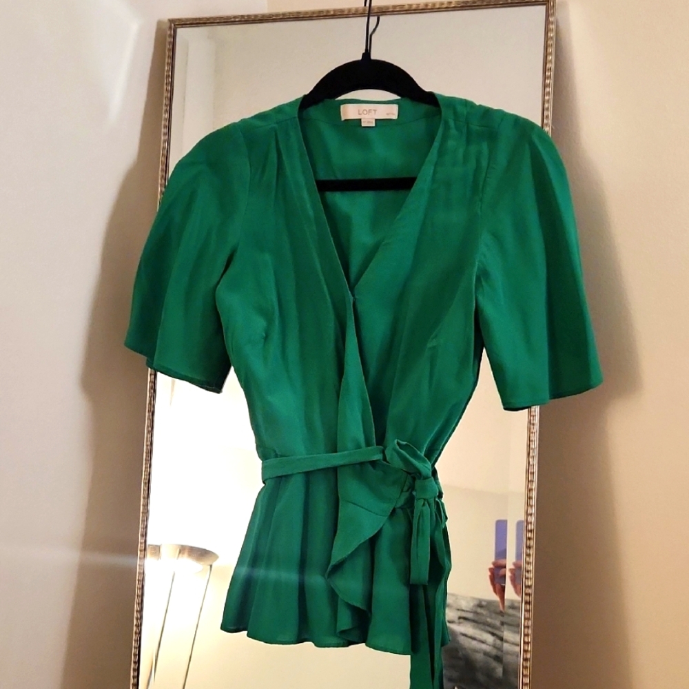LOFT Green Wrap Top